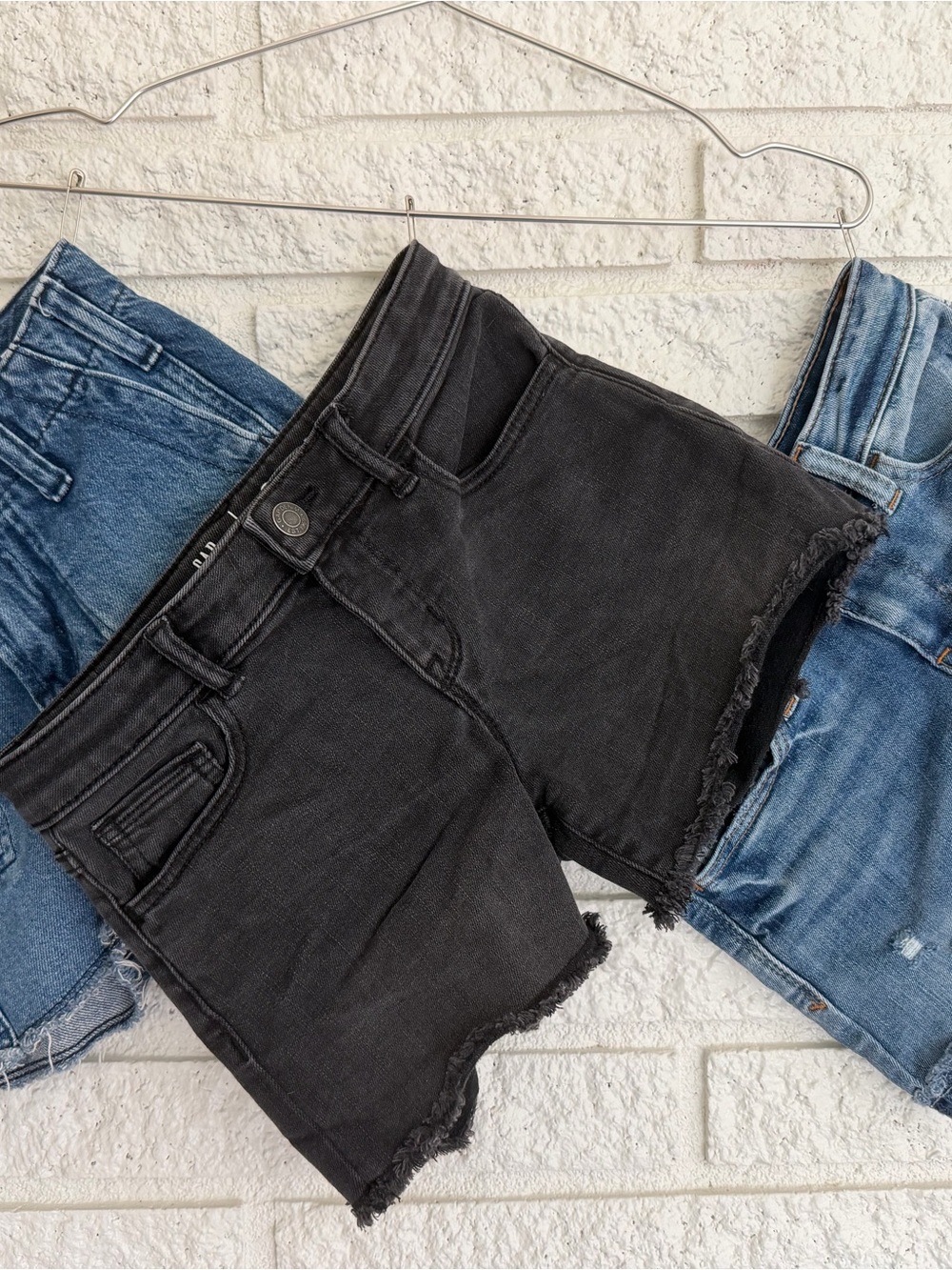 3 GAP Black Denim Frayed Cargo Midi Hem Kids Shorts